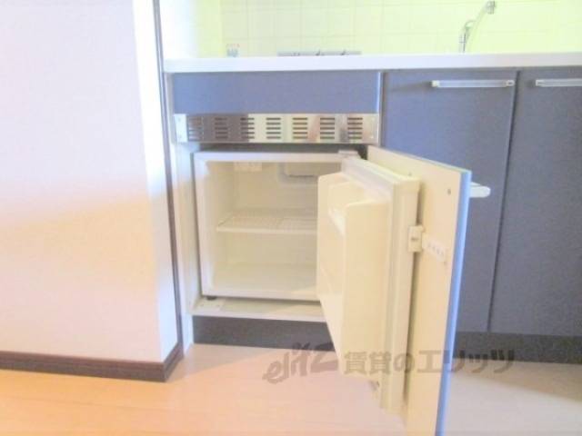 冷蔵庫置場　ミニ冷蔵庫