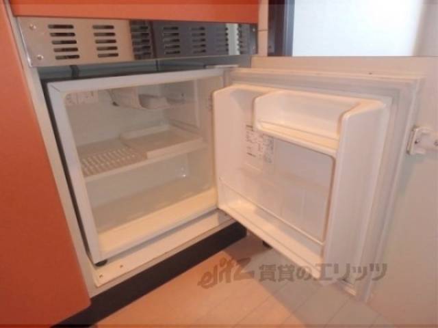 冷蔵庫置場　ミニ冷蔵庫