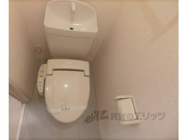 トイレ　洗浄機能付き