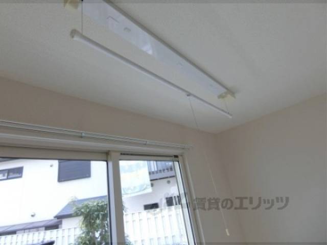 イメージ写真　室内用物干し