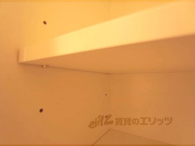 下駄箱　棚の高さは調節出来ます