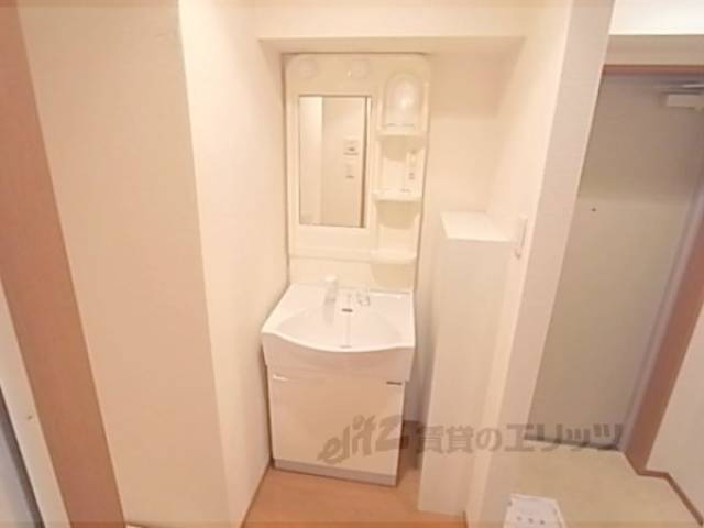 洗面所　洗面化粧台