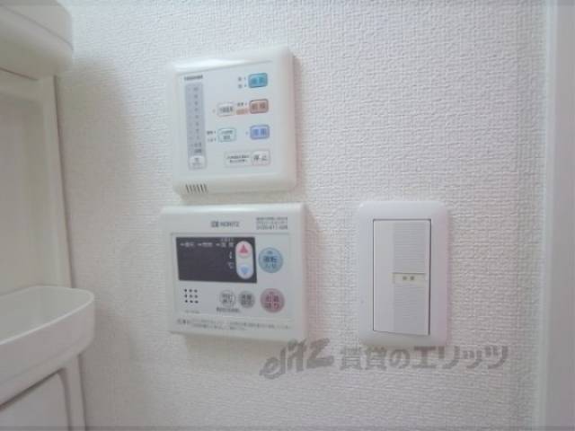 給湯器リモコン　湯沸かし器