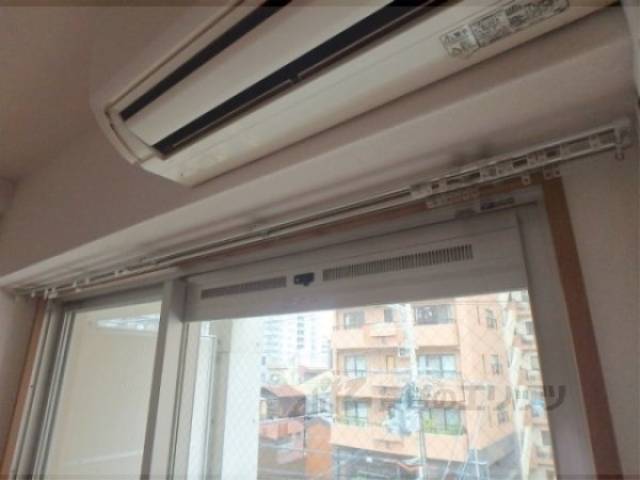 カーテンレール