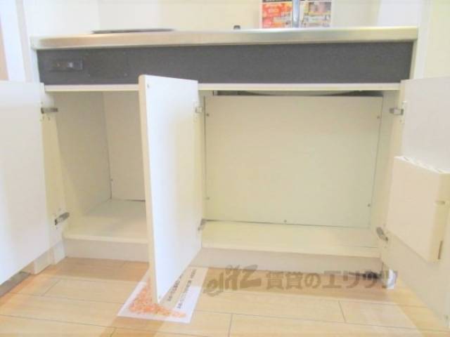 キッチン　下段収納