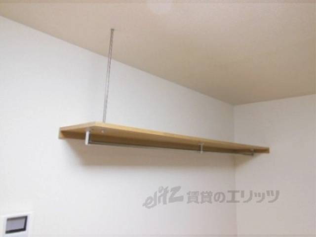 収納　洋室にあります