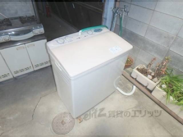 洗濯機置場　共同