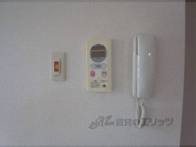 給湯パネル、受話器