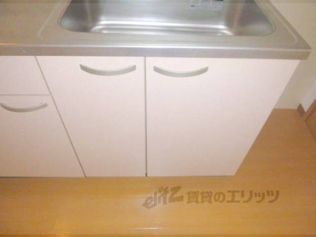 キッチン　収納