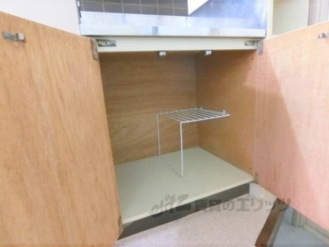 キッチン　下部収納