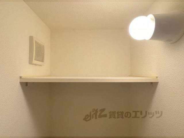 トイレ　収納