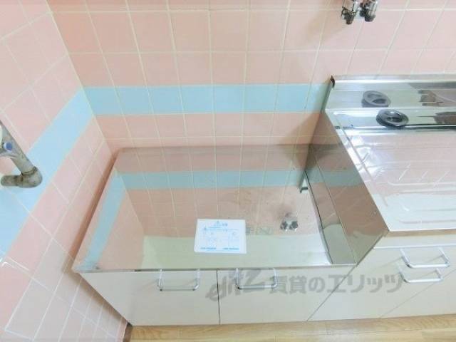 キッチン　コンロ置き場