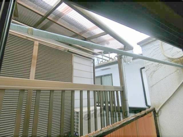 ベランダ　物干し竿