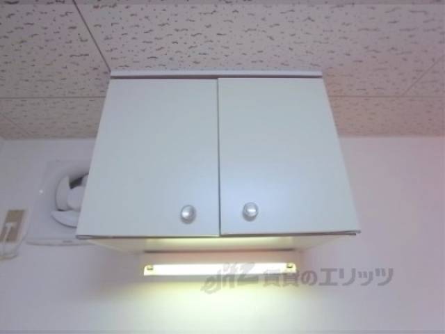 キッチン上部収納