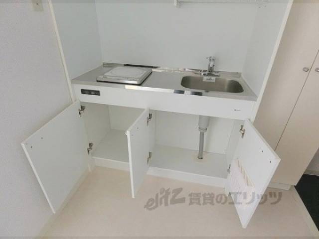 キッチン　キッチン下部収納