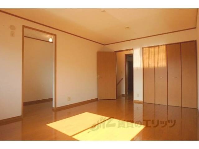 洋室　10.6帖