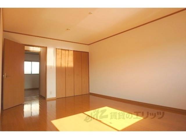 洋室　10.6帖
