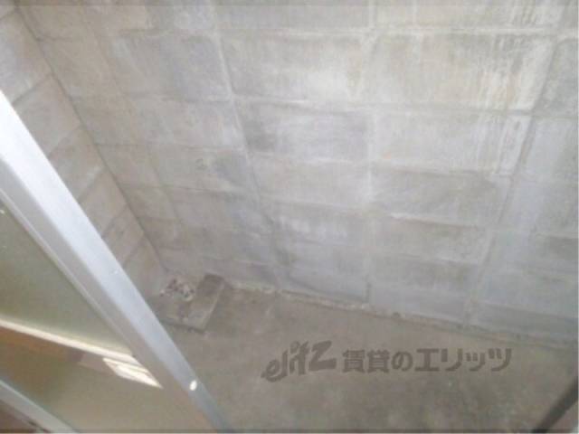 土間