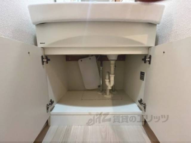 洗面所　収納下部