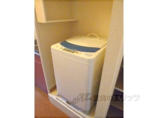 洗濯機置場　洗濯機