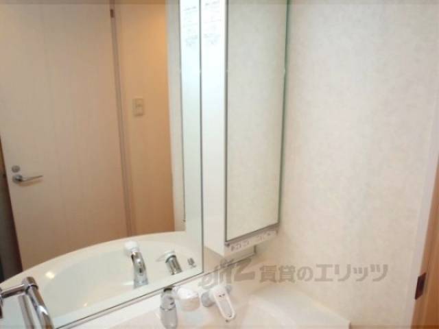 洗面所　独立洗面台