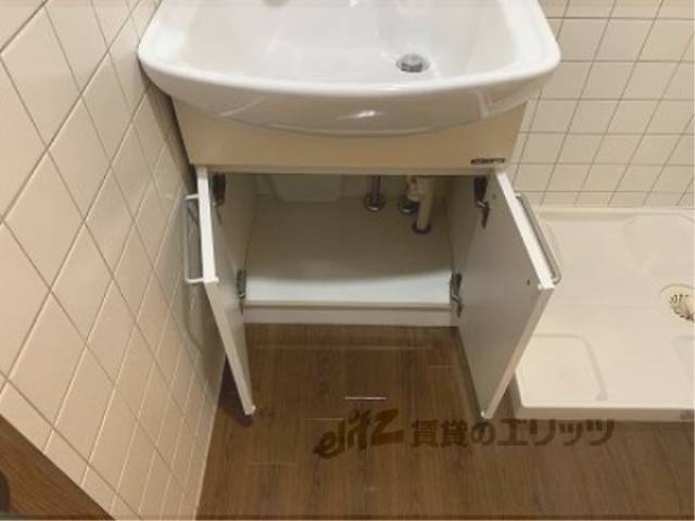 洗面所　収納下部