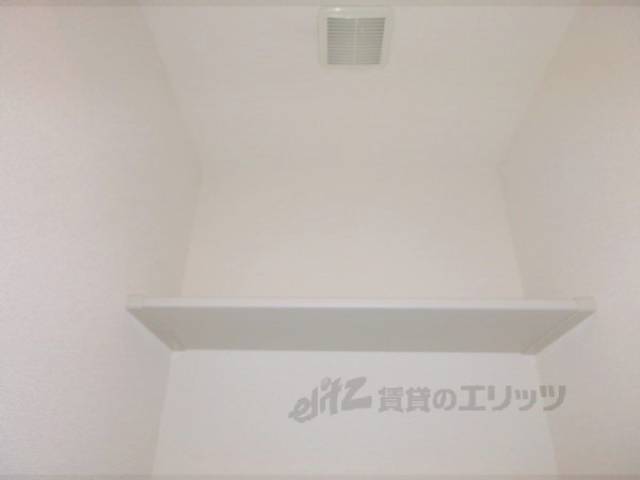 トイレ上部棚