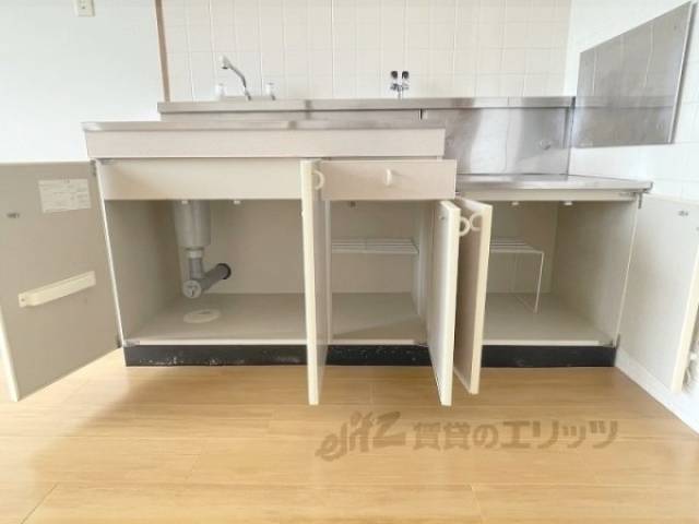 キッチン　収納