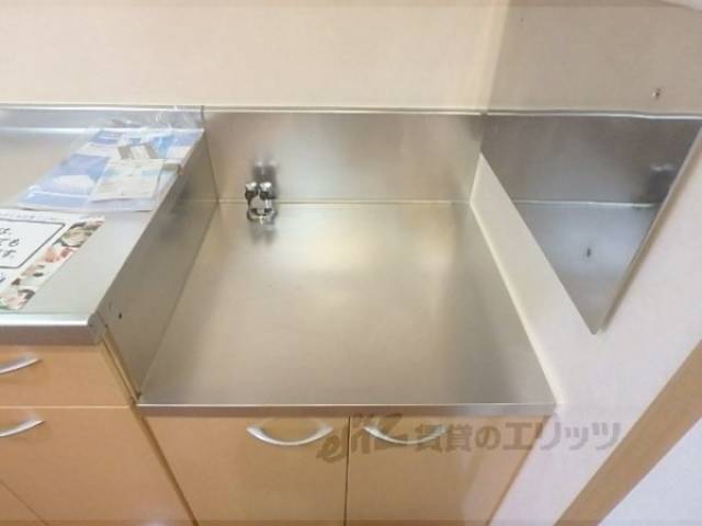 キッチン　コンロ置き場