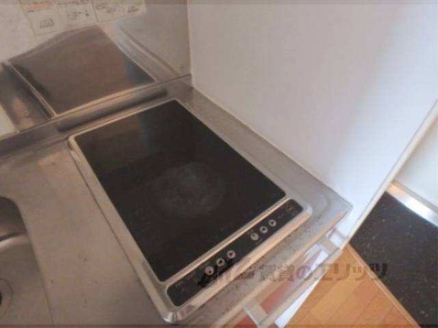 キッチン　2口コンロ