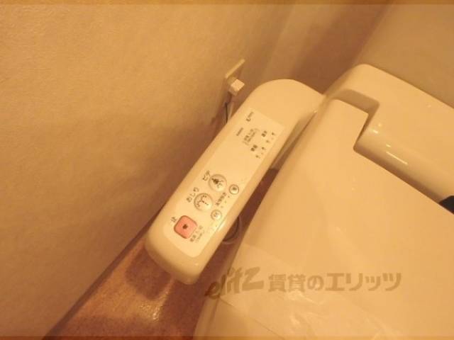 トイレ　ウォシュレット