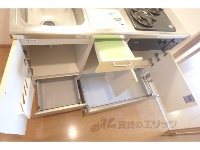 キッチン　下部棚