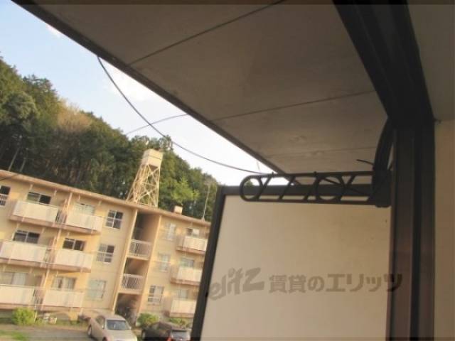 ベランダ　洗濯物しっかり干せます。