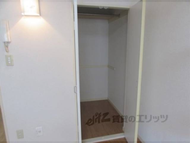 収納　奥行きのある収納です。