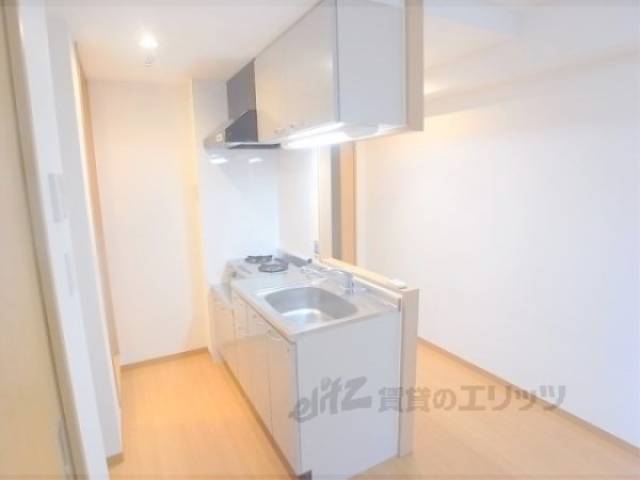 キッチン　窓