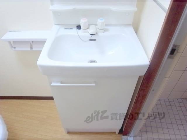 洗面所　独立洗面台