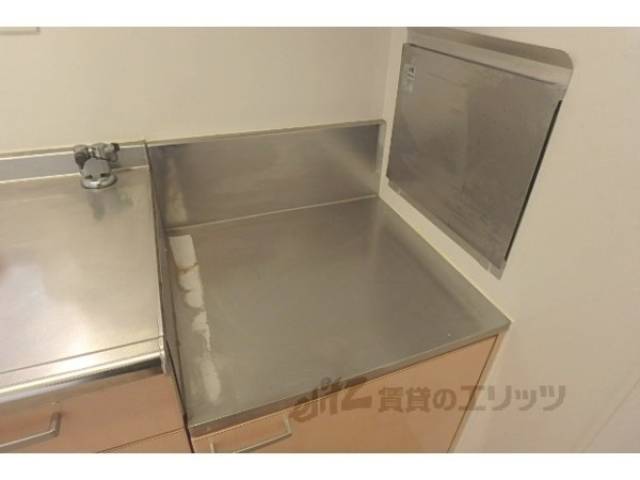 キッチン　コンロ設置場所