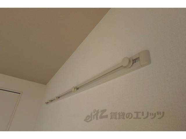洋室　壁掛け