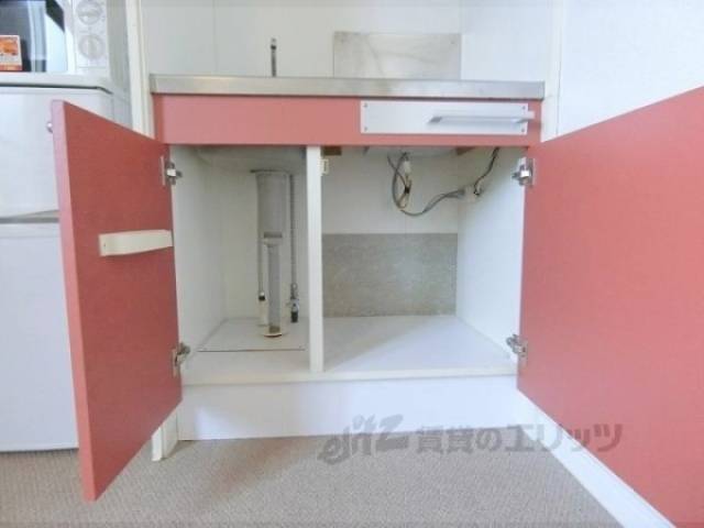 キッチン　下部収納