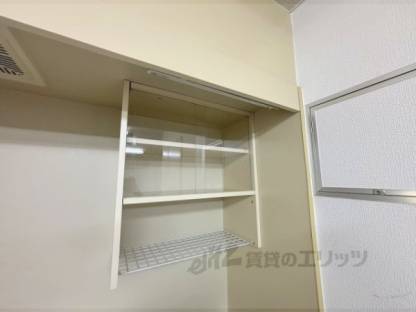 キッチン　上部収納