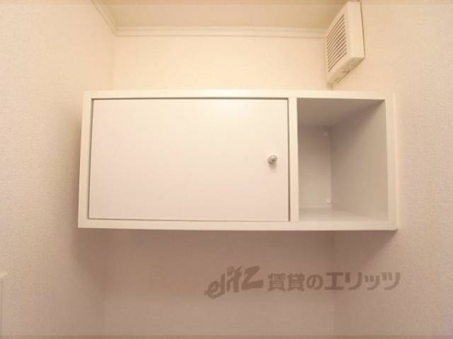 トイレ棚