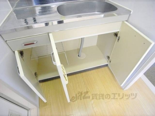 キッチン下部収納