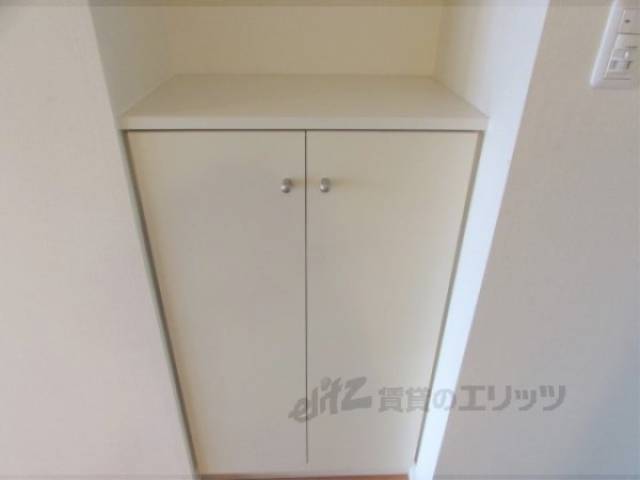 下駄箱　流し台