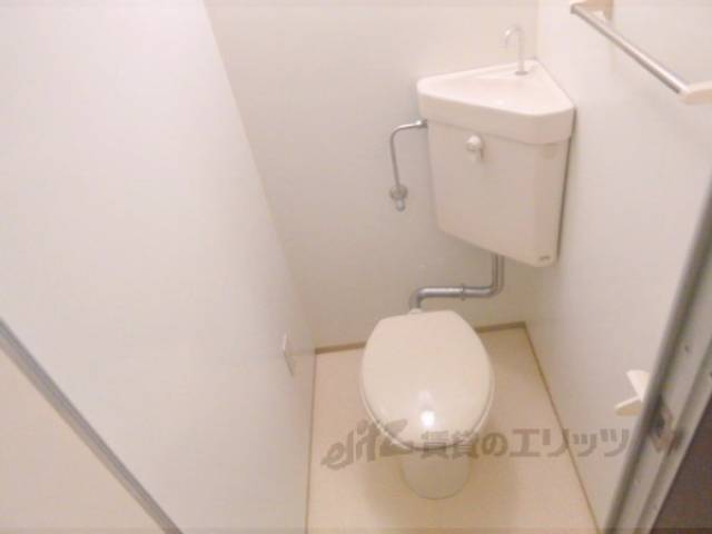 トイレ　シンプルデザイン