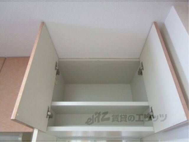 洗面所　上部収納
