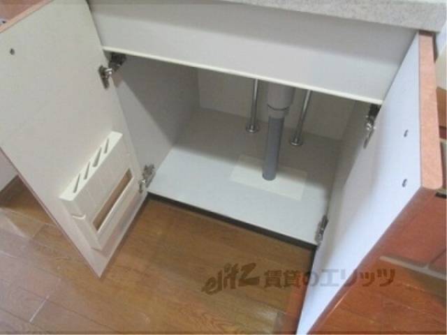 キッチン　下部収納