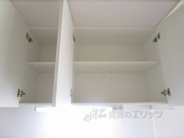 キッチン　上収納