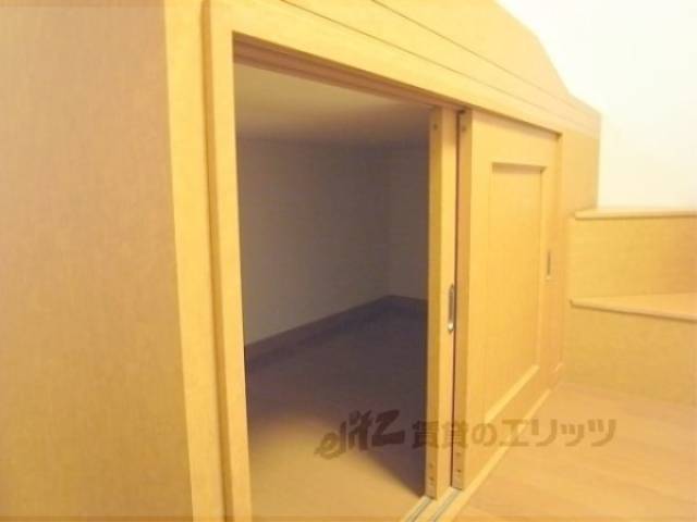 収納　ベッド下収納