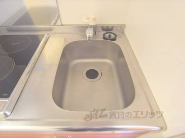キッチン　水まわりは清潔感が大切です。