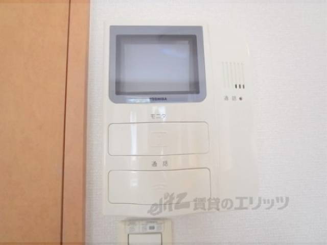 ドアフォン（ＴＶ含）　誰が来たか分かり安心です。